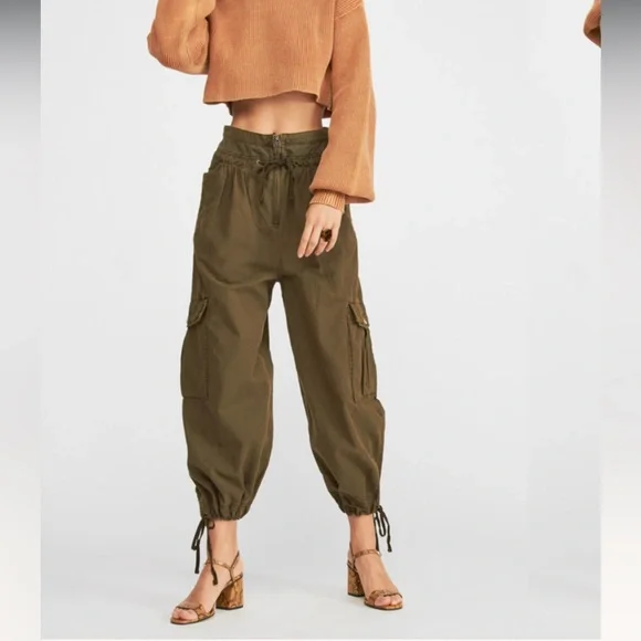 FREE PEOPLE • Fly away parachute pants - olive green - size 0 - Picture 2 of 10